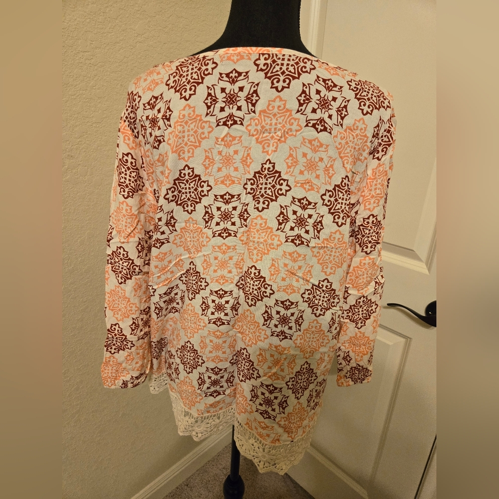 Blouse - Picture 2 of 2